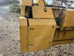 New Holland TX32 med 15 fods skærebord 14
