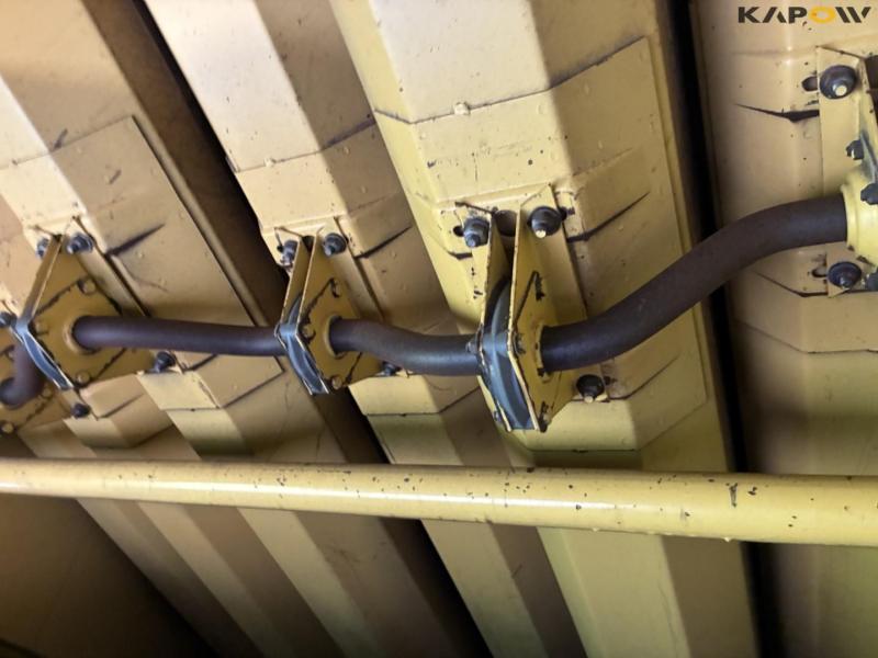 New Holland TX68 plus mejetærsker 42