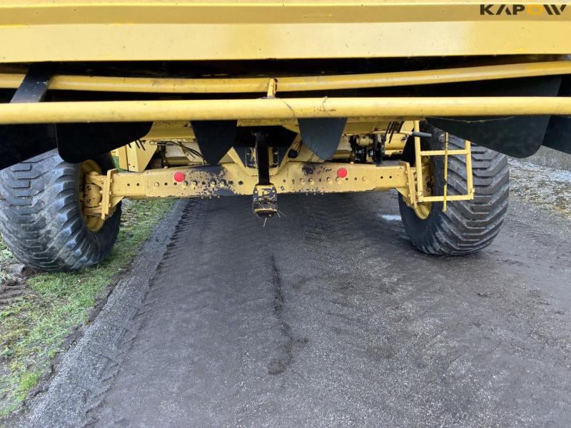 New Holland TX68 plus mejetærsker 48
