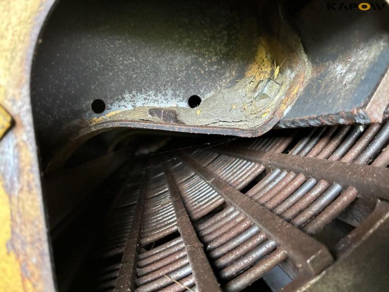 New Holland TX68 plus mejetærsker 51