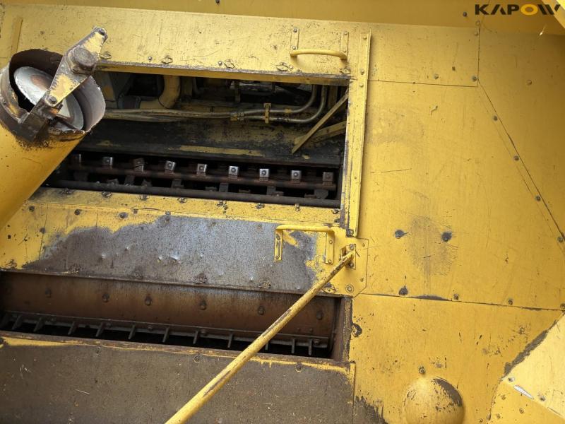 New Holland TX68 plus mejetærsker 58