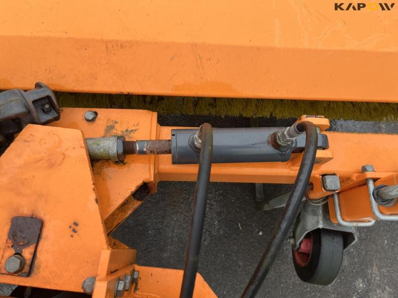 Newbo Fm-1600 drejebar fejemaskine 10