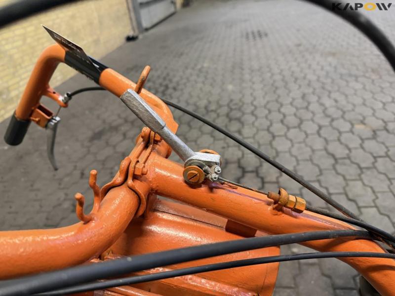 Nibbi redskabsbære med plov 22