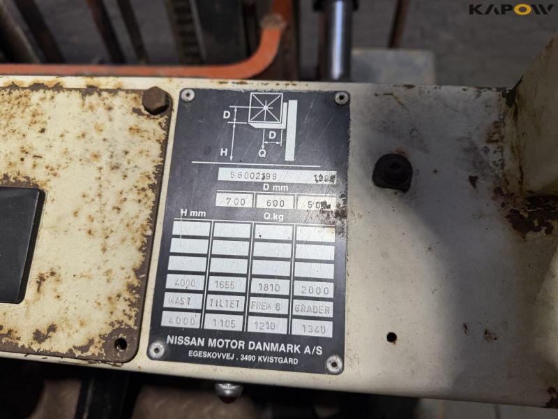 Nissan EH02 A 20U diesel truck 21