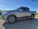 Nissan Navara pickup 1