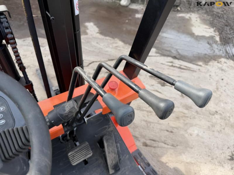 Noelift TKE10-30 gaffeltruck 21