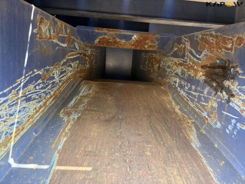 Novatech RT100 flat rack 11