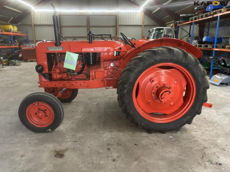Nuffield Universal Four traktor benzin 8