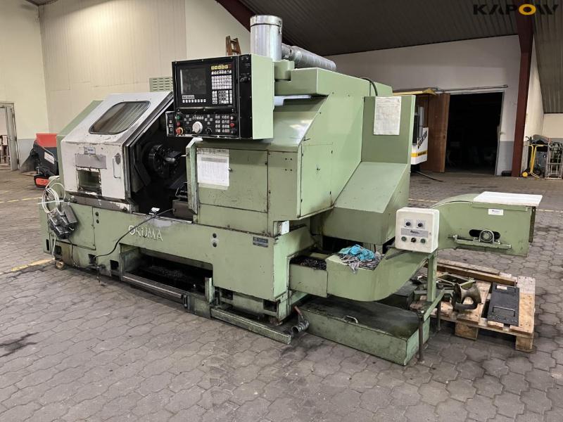 Okuma LB25 CNC drejebånd 1