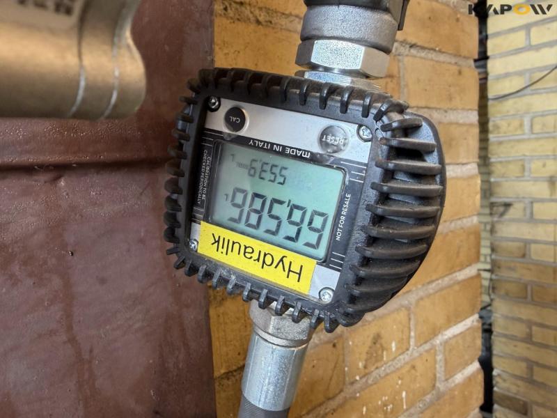 Olie anlæg med 2 pumper og  2 pistoler 24