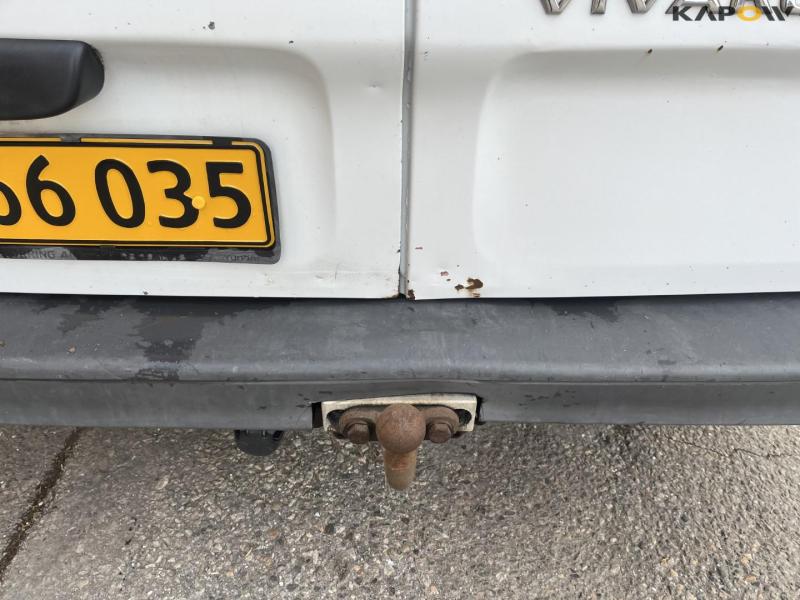 Opel Vivaro 1.9DTI kassevogn 16