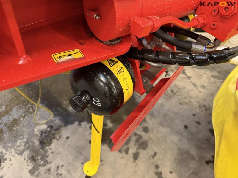 Pöttinger Novacat 442 skårlægger 15