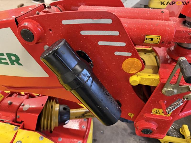 Pöttinger Novacat 442 skårlægger 31