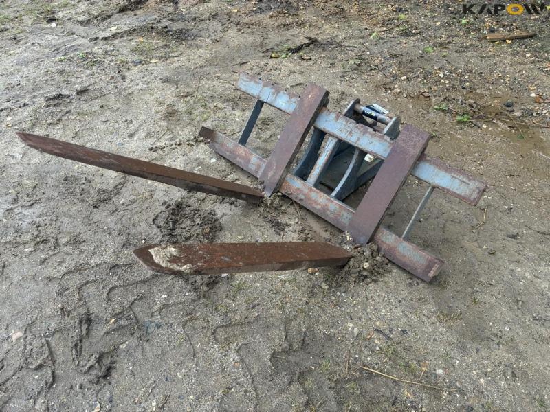 Pallegafler med gravemaskine hitch 1