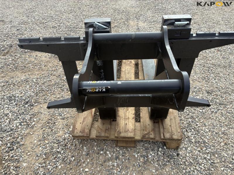 Pallegafler med gravmaskine hitch 17