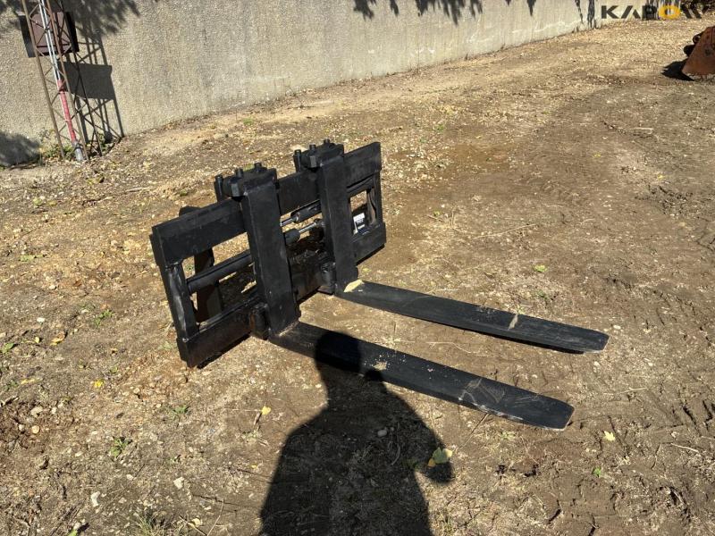 Pallegafler med hydraulisk sideforskydning 3