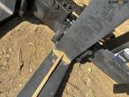 Pallegafler med hydraulisk sideforskydning 7