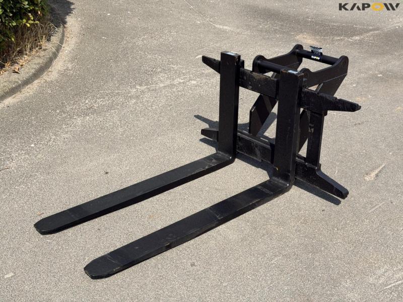 Pallegafler med Hydrema hitch 1