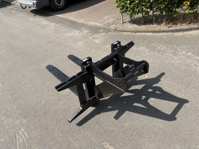 Pallegafler med Hydrema hitch 7