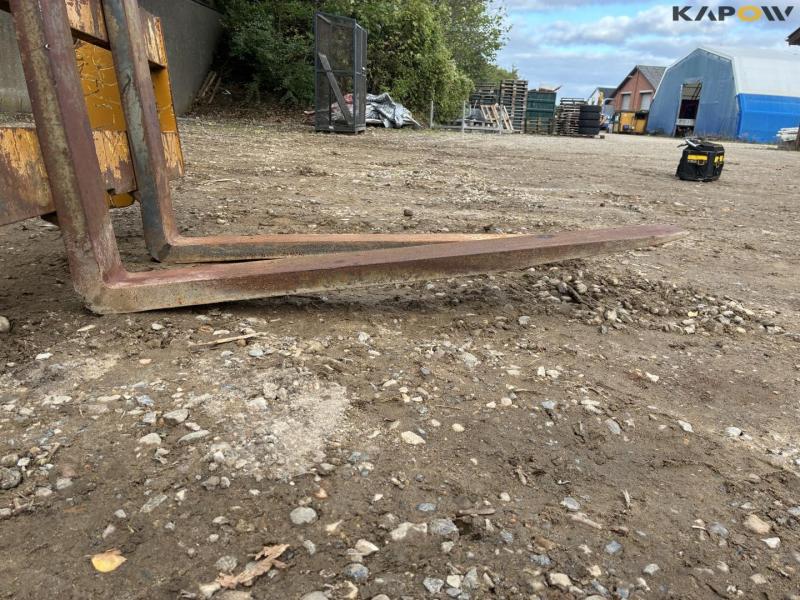 Pallegafler med Hydrema hitch 14
