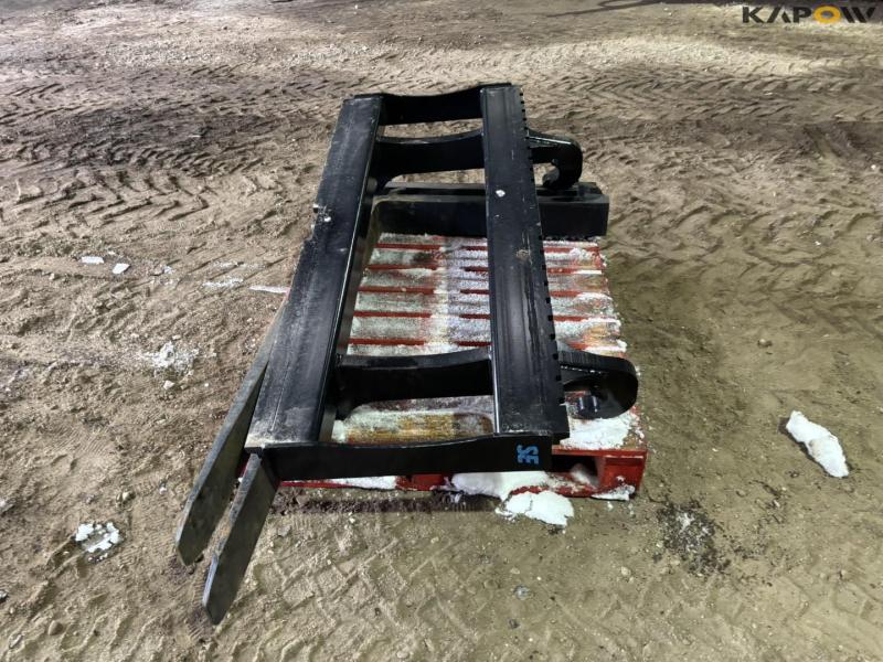 Pallegafler med Volvo hitch 8