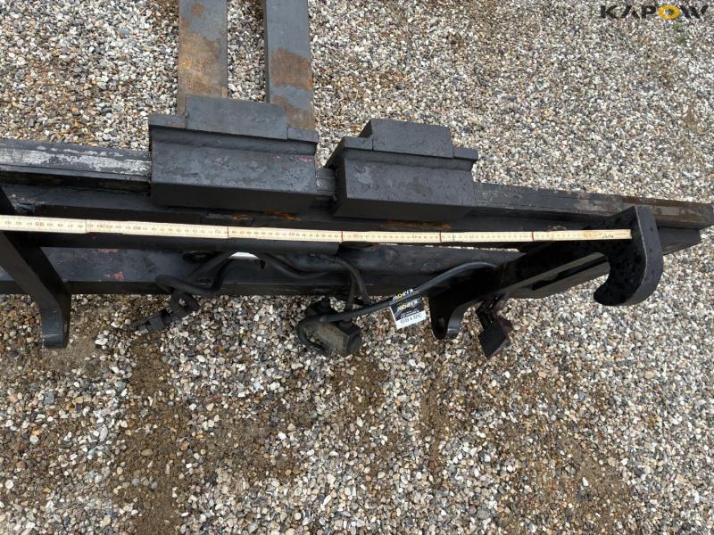 Pallegafler med Volvo hitch 17