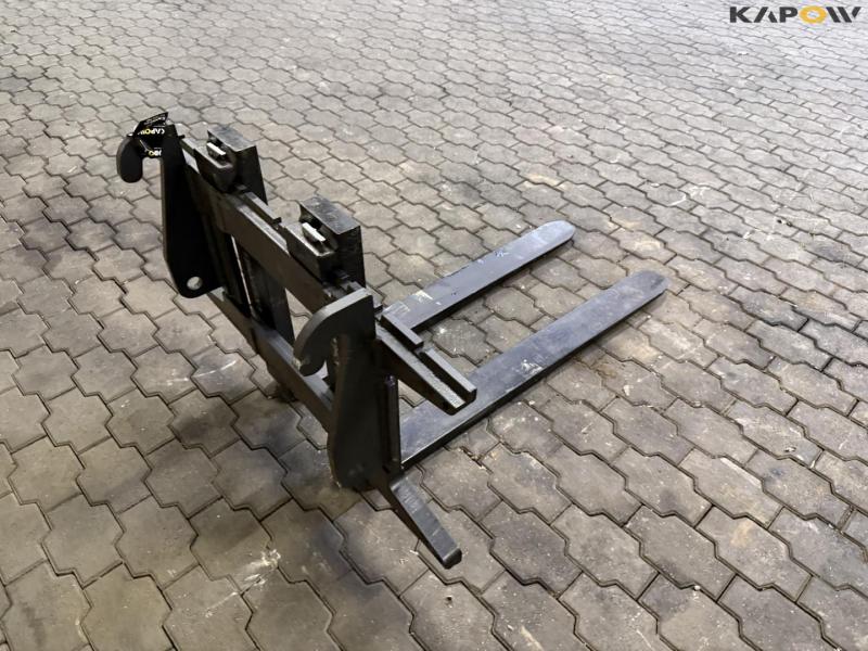 Pallegafler med Weidemann hitch 5