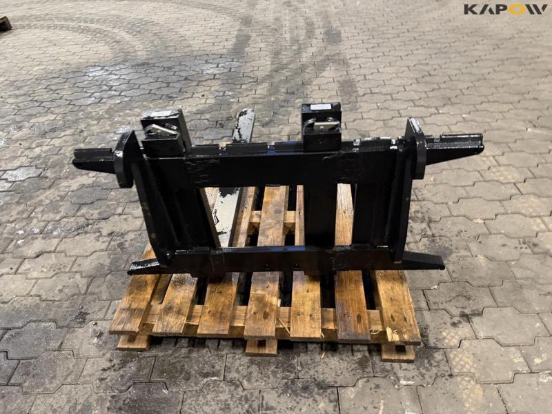 Pallegafler med Weidemann hitch 6