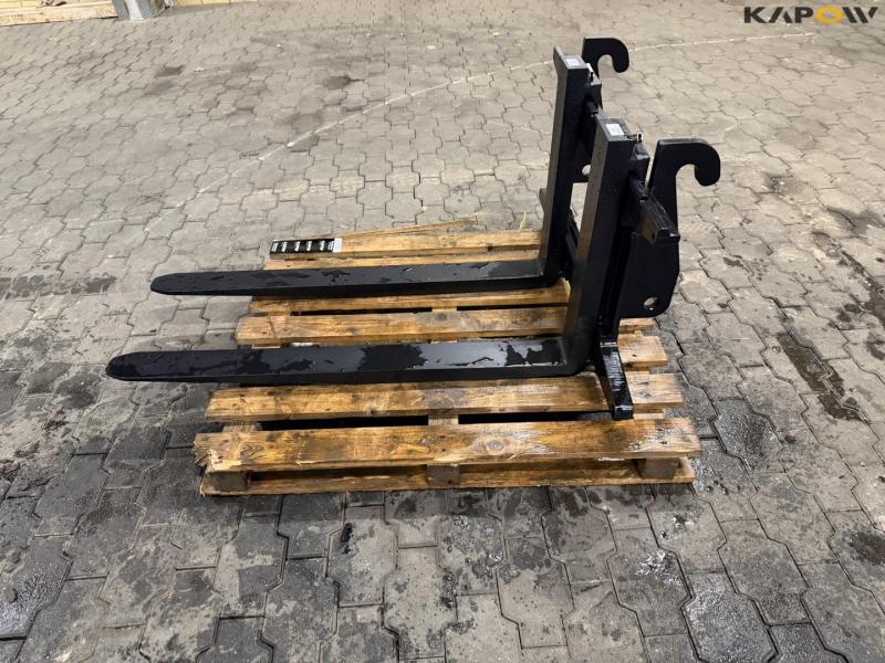 Pallegafler med Weidemann hitch 8