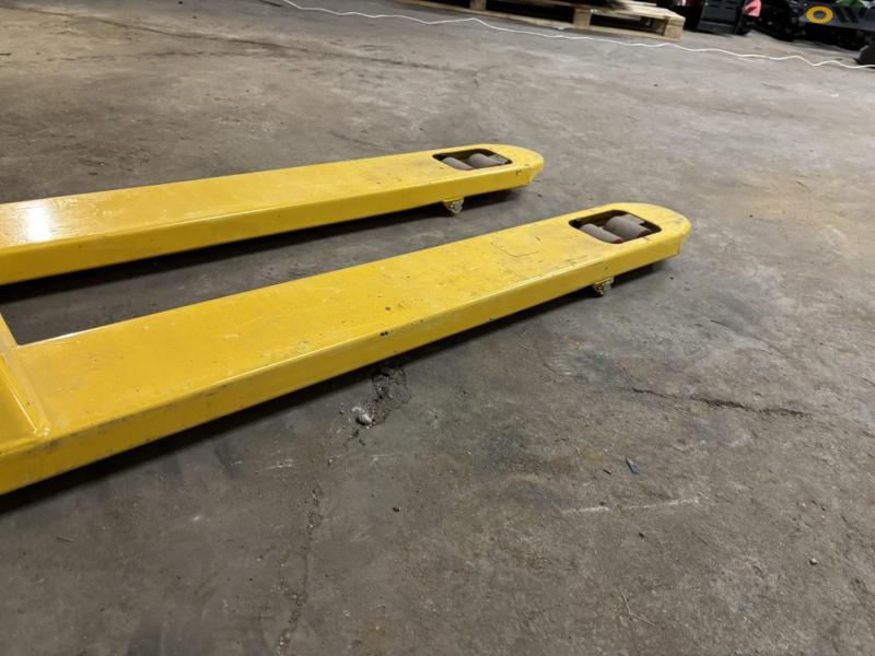 Palleløfter 2,5 ton 13