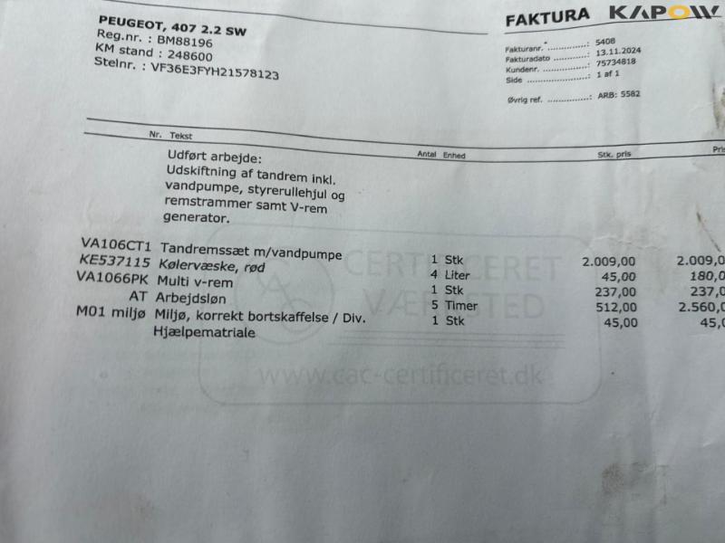 Peugeot 704 2,2 SW personbil 13