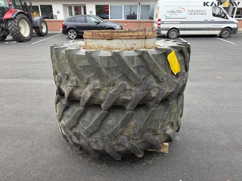 Pirelli 580/70-R42 tvillinghjul 4