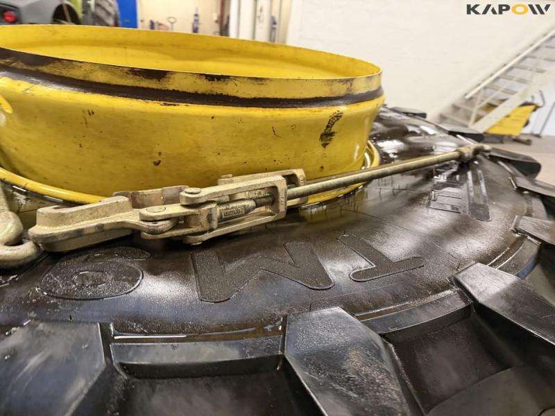 Pirelli 650/85-R38 tvillinghjul 9