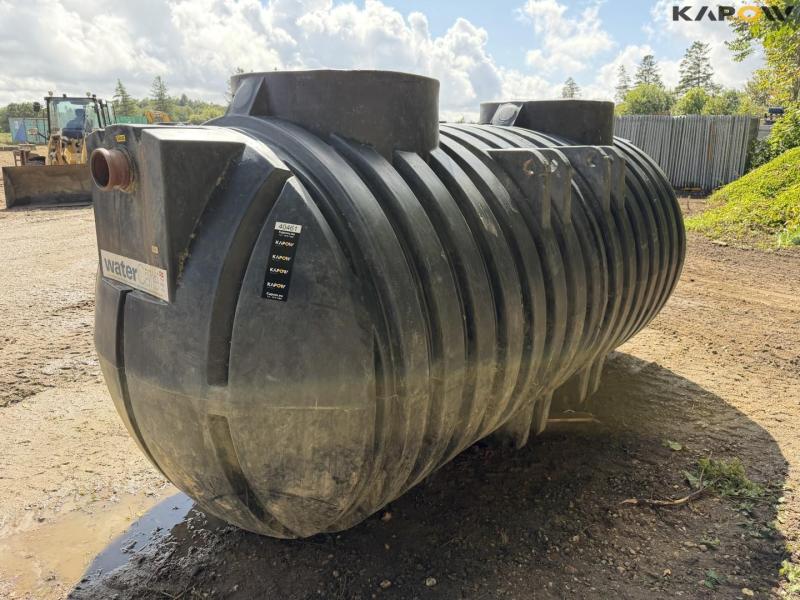 Plastiktank 6