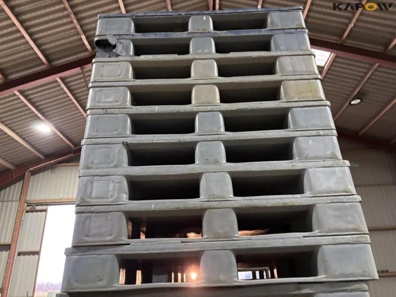 Plastpaller 22