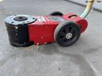 Pnematic floor jack 30T/15T 9