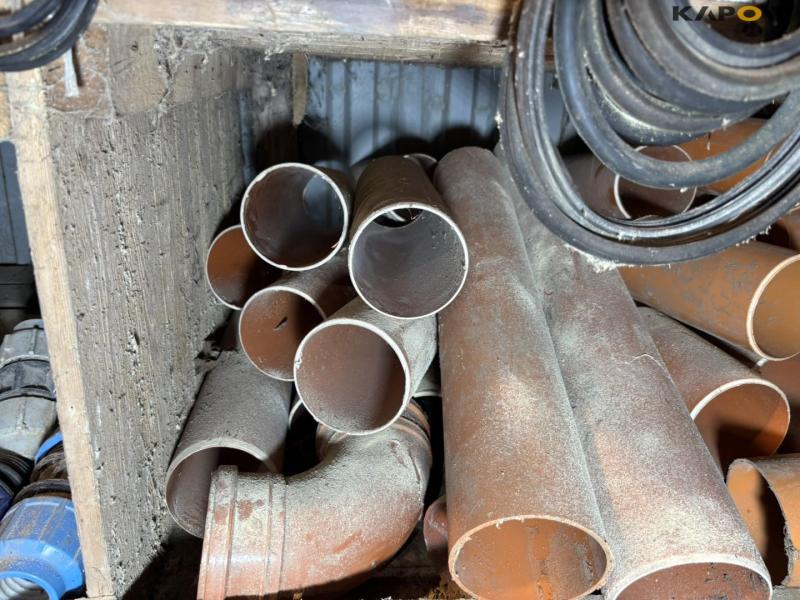 PVC fittings 99