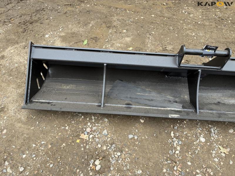 Rabatskovl 250cm med Hydrema hitch 13