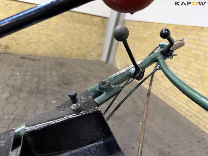 Redskabsbære med lad 31