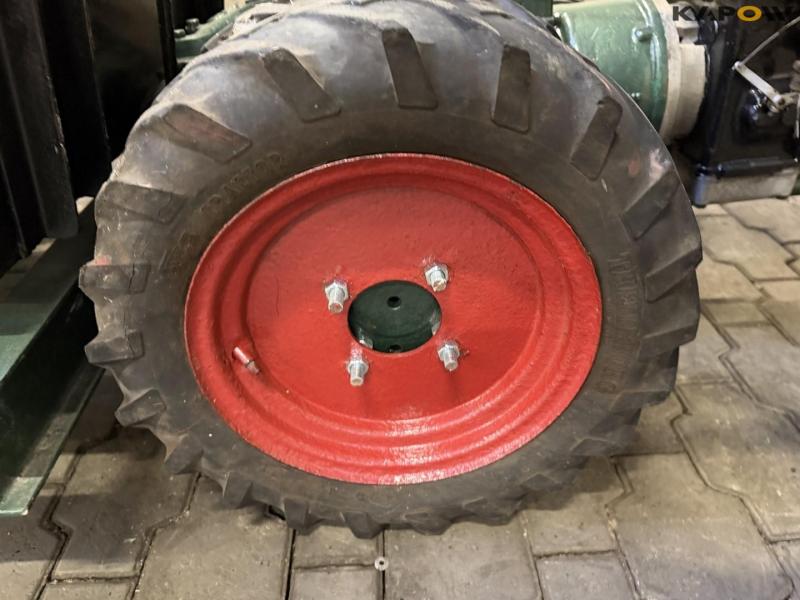 Redskabsbære med lad 36