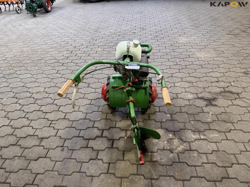 Redskabsbære med plov 6