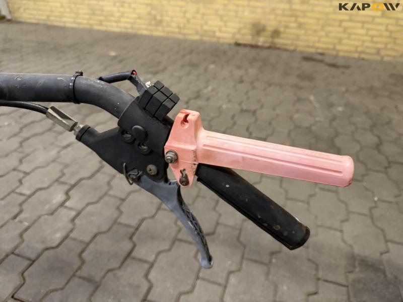 Redskabsbærer med klipper 13