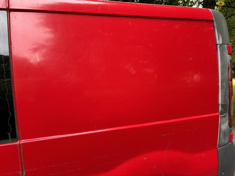 Renault Trafic 2.0 dci mandskabsvogn 43