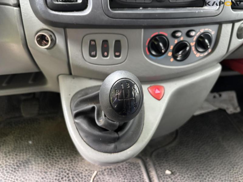 Renault Trafic 2.0 dci mandskabsvogn 65