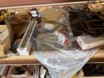 Reservedele og reol 24