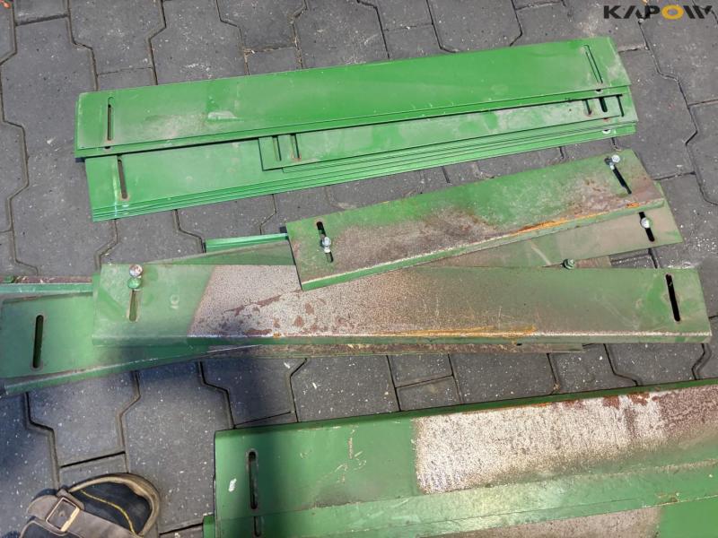 Reservedele til John Deere mejetærsker 64