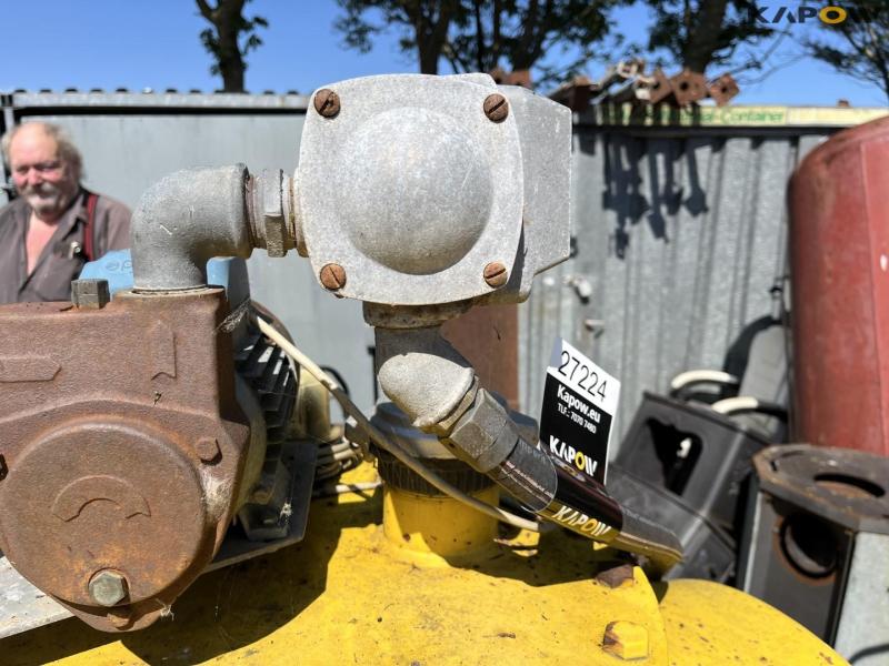 Roug 2500 liter olietank med pumpe 9