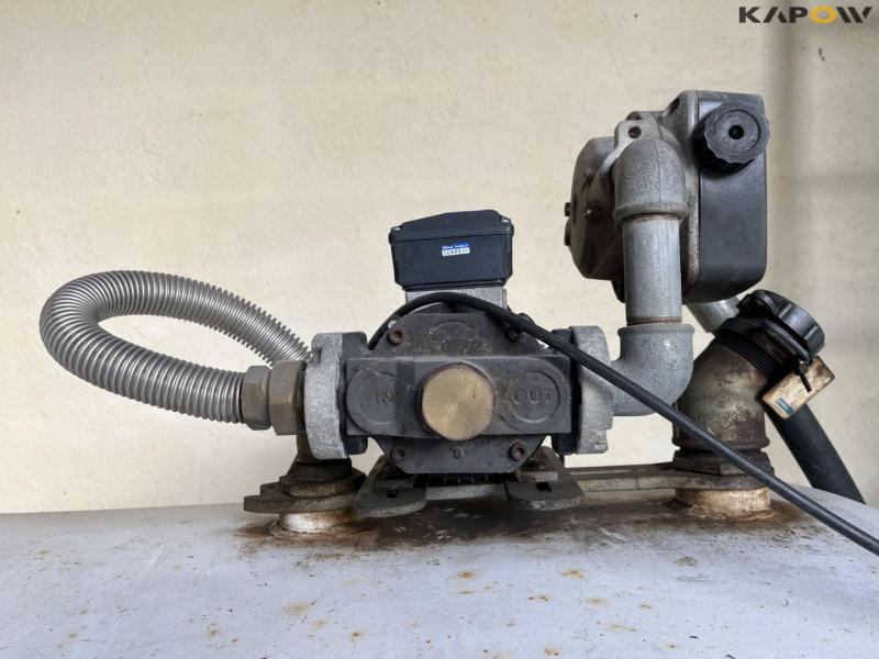 Roug dieseltank med pumpe 6