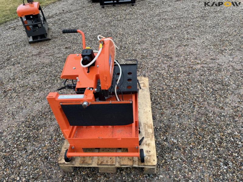 Saint-Gobian CM43 skærebord 4