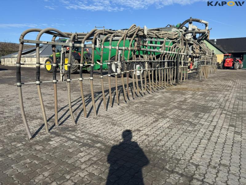 Samson PG25 med kran og slæbeslanger 24 meter 44